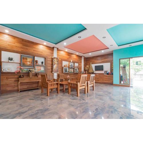 Sans Hotel Budaya Cirebon