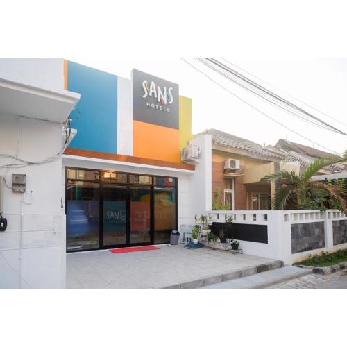 Sans Hotel City Park Medoho Semarang