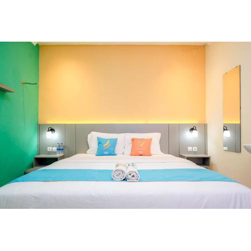 Sans Hotel Triplets Jogja Expo Center