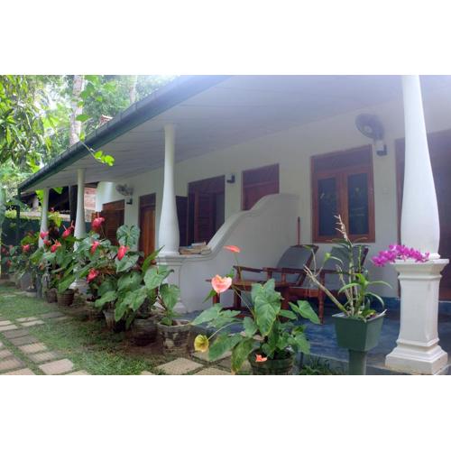 Sansala Guesthouse & Restaurant
