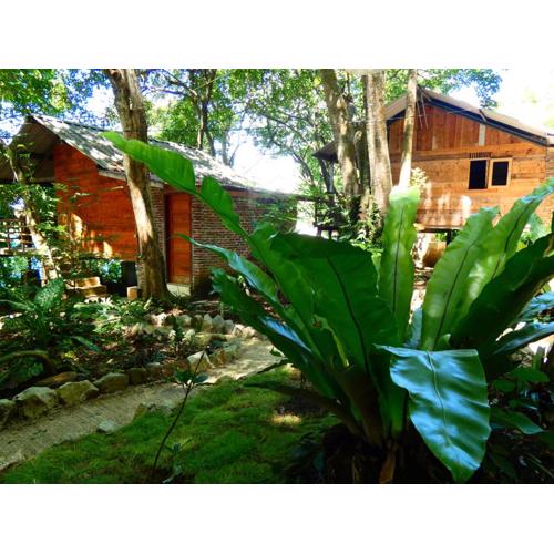 Santi Garden Bungalows