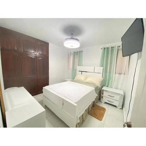 Santiago Monumental Area Cozy 3 bedrooms Apartment for 7 peoples - transportation 24 hours-9