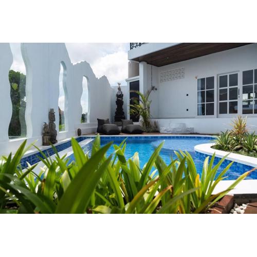 Santorini Luxury Villa