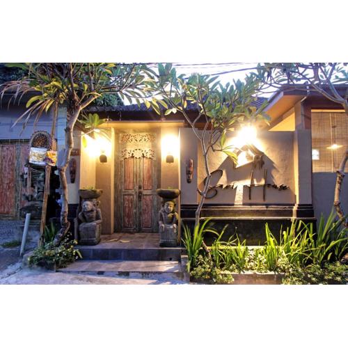 Sari House Ubud - Balinese Style Homestay