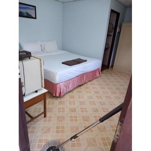 Sawadee Place Maehongsorn Hotel near city