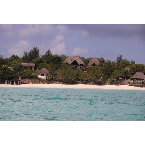 Sazani Beach Lodge and Tidal Lounge