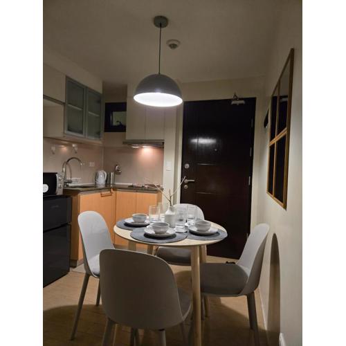 ScandiCozy Studio NAIA T3 Newport Wifi Pool Netflx