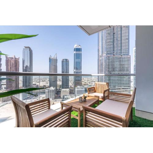 Scenic 2 Bedroom Apartment - Downtown Business Bay