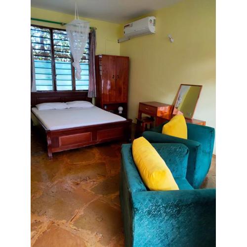 Sea Breeze Self Contained Rooms