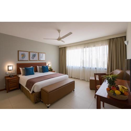 Sea Cliff Court Hotel & Luxury Apartments