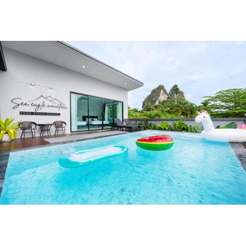 Sea Eagle Mountain private pool villa Aonang