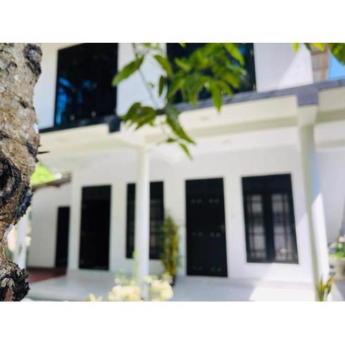 Sea Hub Resort Midigama