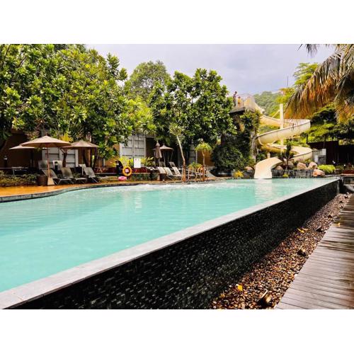 Sea & Pool View Condo 1BR Near Walking street