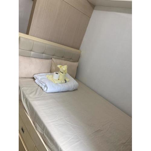 Sea Residence Tower EF by Theresa P