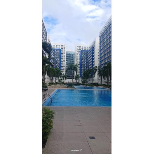 Sea Residences Jhayrose Staycation