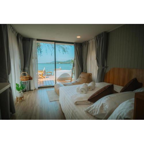 Sea Sand See Sky Beach Front Resort