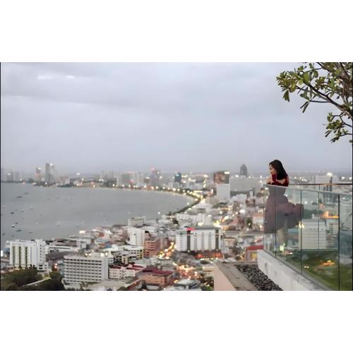 Sea View 2 Bedroom Condo on 39FL Near Walking Street