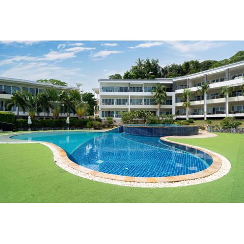 Sea View 2BR Apartment E106 with Pool Access in Karon Papillon Residence