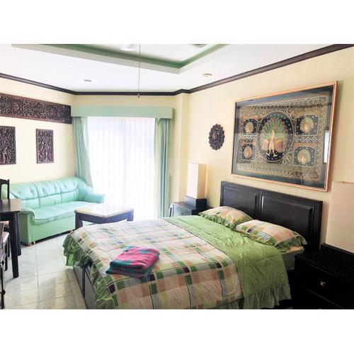 Sea view apartment Rimhad condominium Pattaya