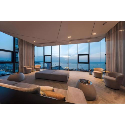 Sea View Condo 29F Central Pattaya & Rooftop Pool