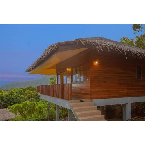 Sea View Jungle Eco-Pool House