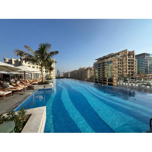 Sea View Studio by by St Regis 5 stars Infinity Pool