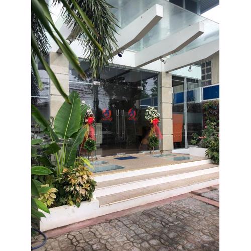 Seacliff Suites Hotel and Resort