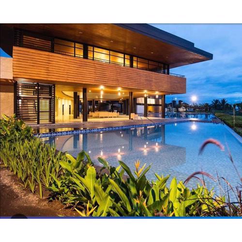 Seafront OnCall - private jacuzzi with 4 cozy bedrooms