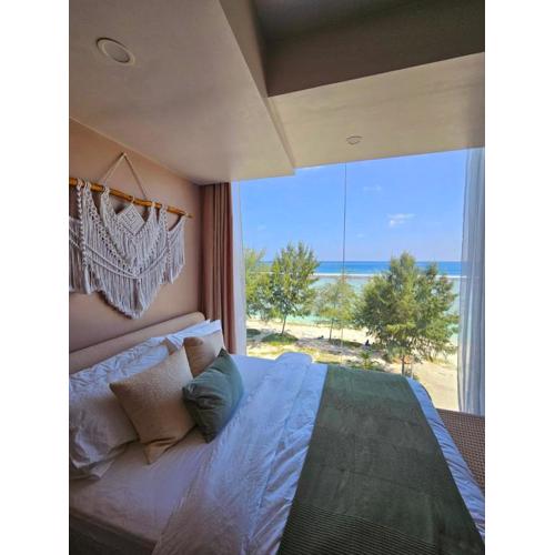 Seasera Home 3BR Beachfront