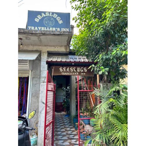 Seaslugs Travellers Inn