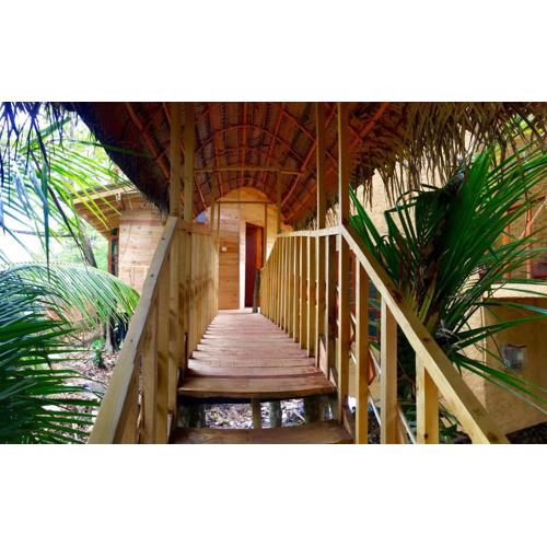 Seasons Four Eco Friendly Treehouse