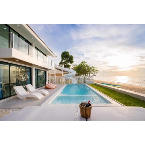 SeaTime Beachfront Chaam