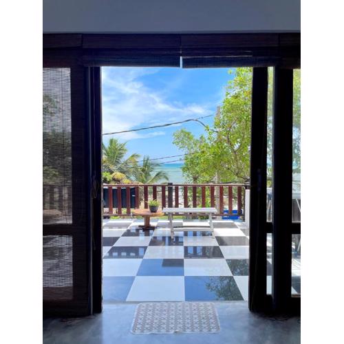 Seaview, 4 BR Private Villa, Tangalle Beach