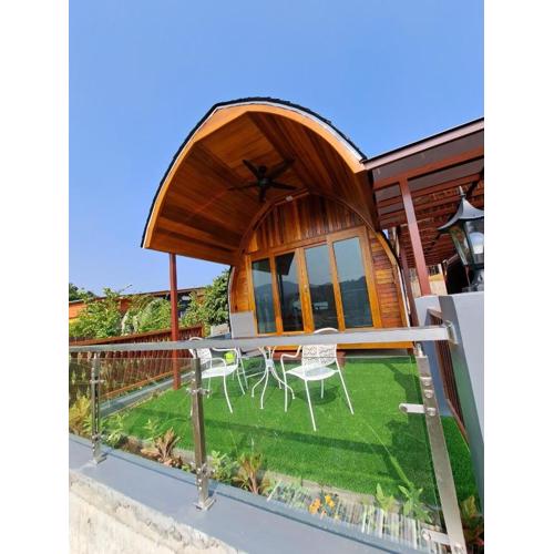 Seaview Eagles Nest Cabins