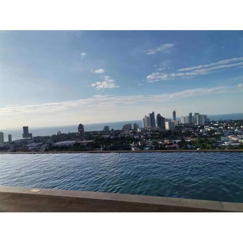 Seaview home in Pattaya posh