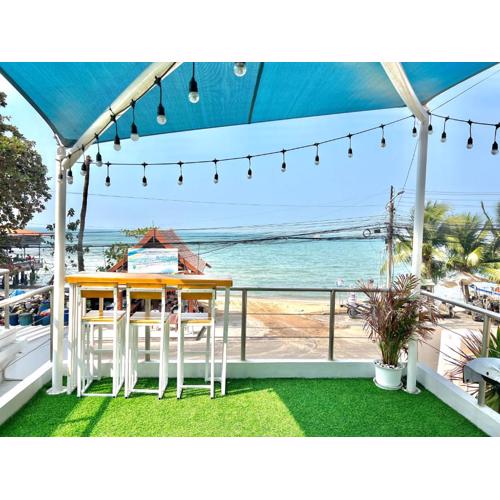 Seaview pool villa bangsaray