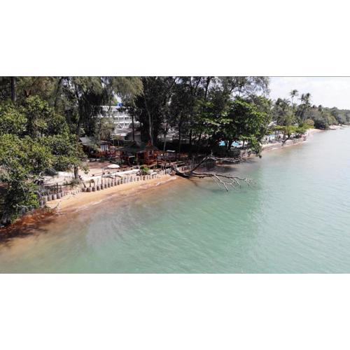 Seawood Beachfront Villas