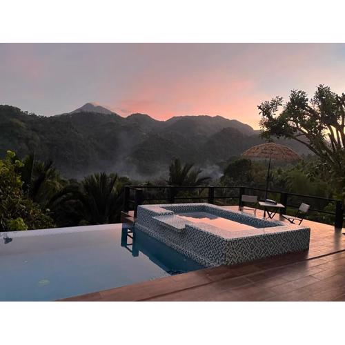 Secluded Couples Getaway Eco Mountain Romance