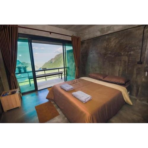 See View Mountain Phahee