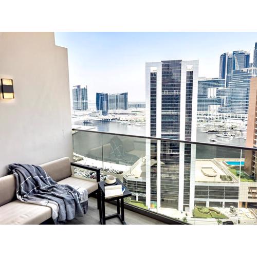 Select Stay-Cozy Studio in MAG 318 with Canal View