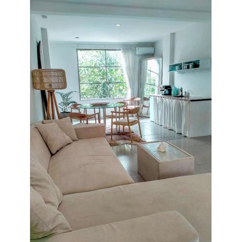 Seminyak Beach Tropical Hideaway Apartment