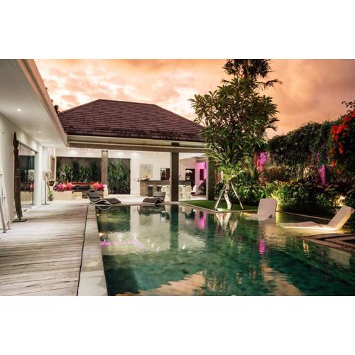 Seminyak Villa 3 Chambres Service 5