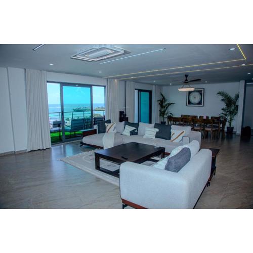 Semo's Aqua luxury 6 bedrooms Penthouse sea views