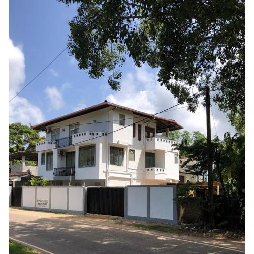 senarathna guest house