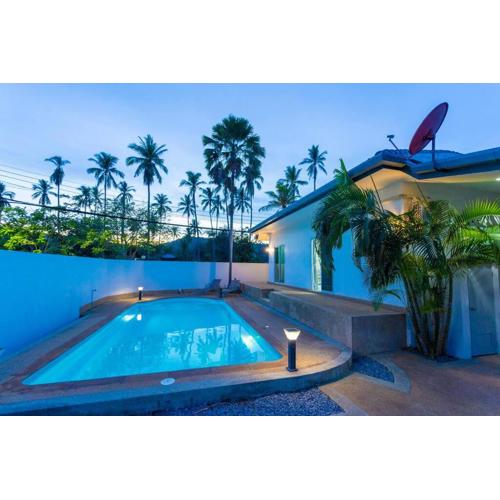 Separate Apartment Walking Distance Shops gym food V103