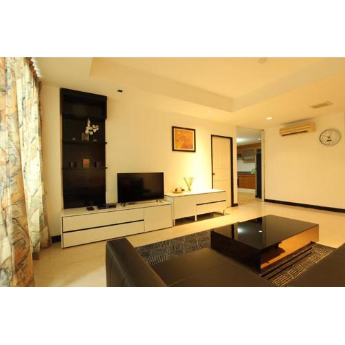 Serena Sathorn Suites