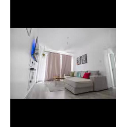 Serene 1-bedroom Retreat With Modern Amenities