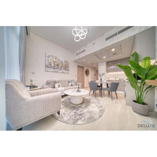 Serene 1BR Apartment in Azizi Riviera 27, Al Merkadh by Deluxe Holiday Homes