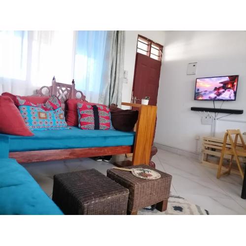 Serene 2 bedroom homestay 15mindrive to the beach