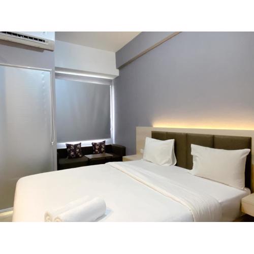 Serene and Tidy Studio Apartment Transpark Juanda Bekasi Timur By Travelio